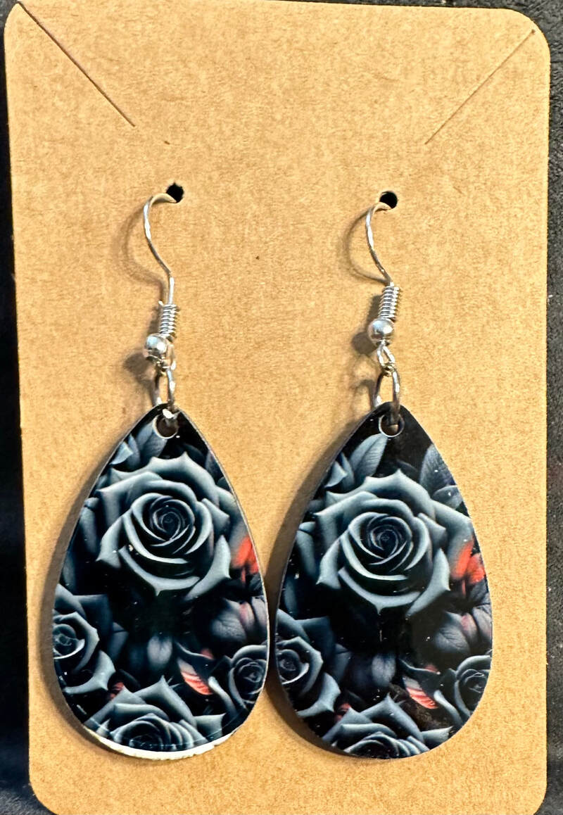 BLACK ROSES