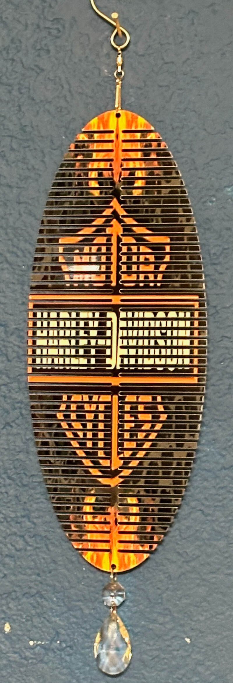 DIAMOND PLATED