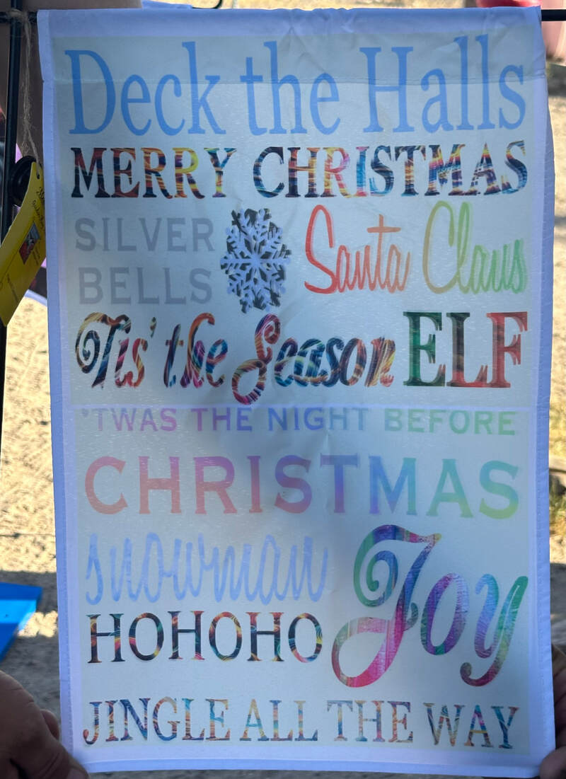 CHRISTMAS GARDEN FLAG