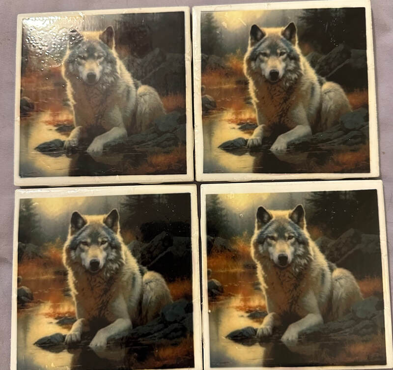 LAYING WOLF